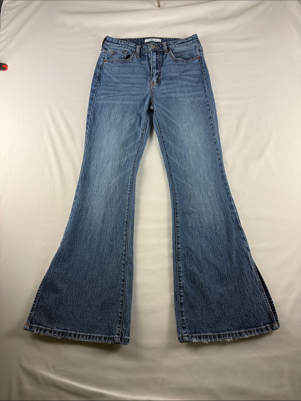 Willow & Root The Flared Out Jeans Women’s 26 Flare Stretch Denim Like New